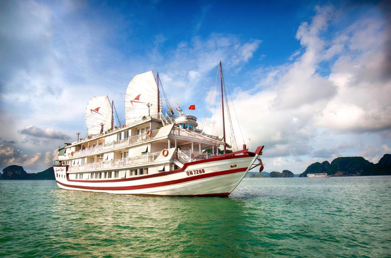 Signature Royal Halong Cruise Ha Long Exteriér fotografie